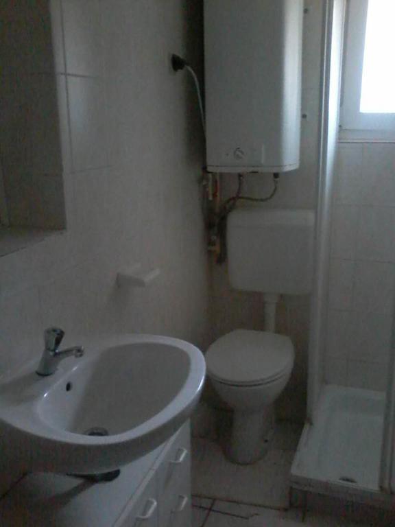 Apartman Ustrine 外观 照片